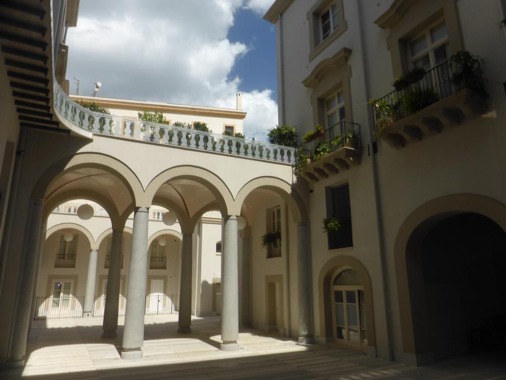 Appartamento In Palazzo Lampedusa Palermo Ngoại thất bức ảnh
